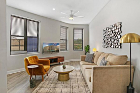 Logan Square Corner 3BR, Walkable to Highlights